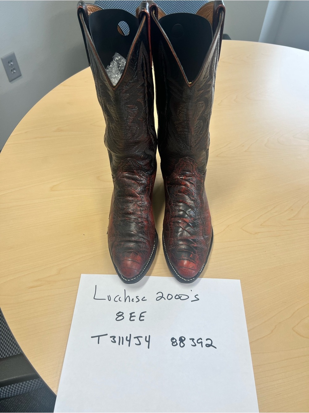 Lucchese 2000 8EE Ostrich Legs
